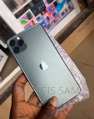 New Apple iPhone 11 Pro Max 256 GB Bronze