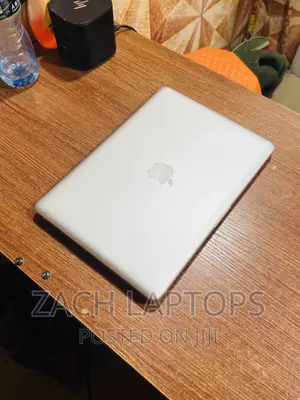 Laptop Apple MacBook Pro 2012 8GB Intel Core I5 HDD 500GB