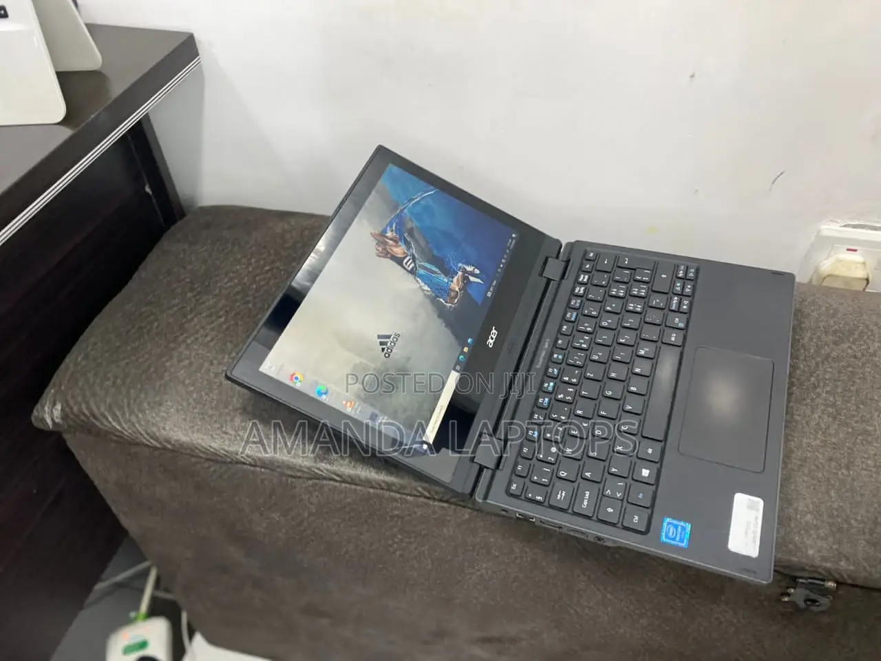 New Laptop Lenovo IdeaPad 330S 4GB Intel Celeron SSHD+SSD 128GB