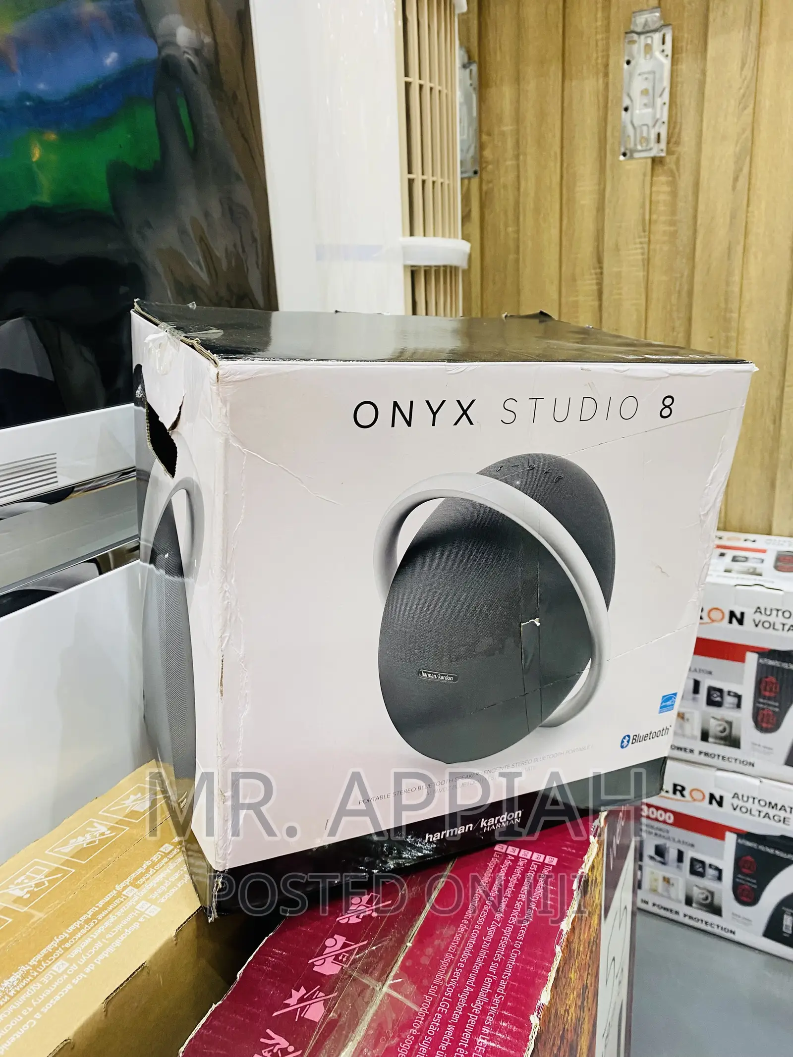 Latest Harman Kardon Onyx 8 Rechargeable Speaker(Black).