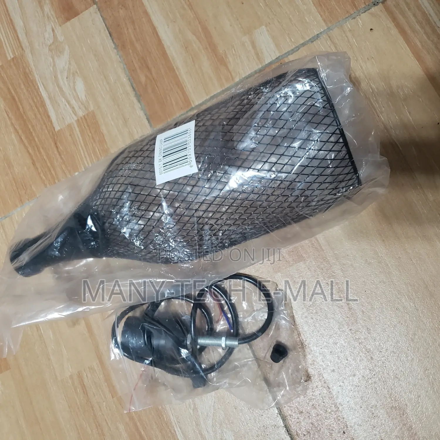 Single Crafty Bottle Net Pendant Light