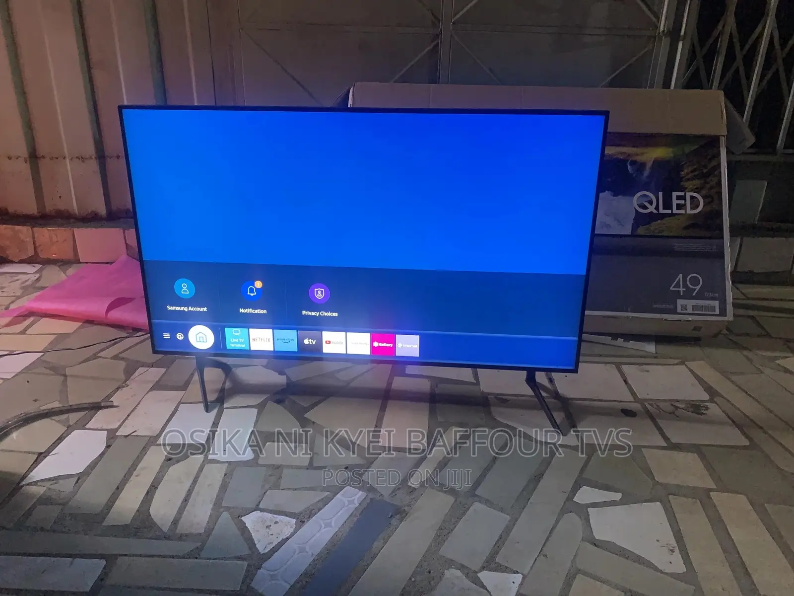 Samsung Qled 50 Inches Smart TV