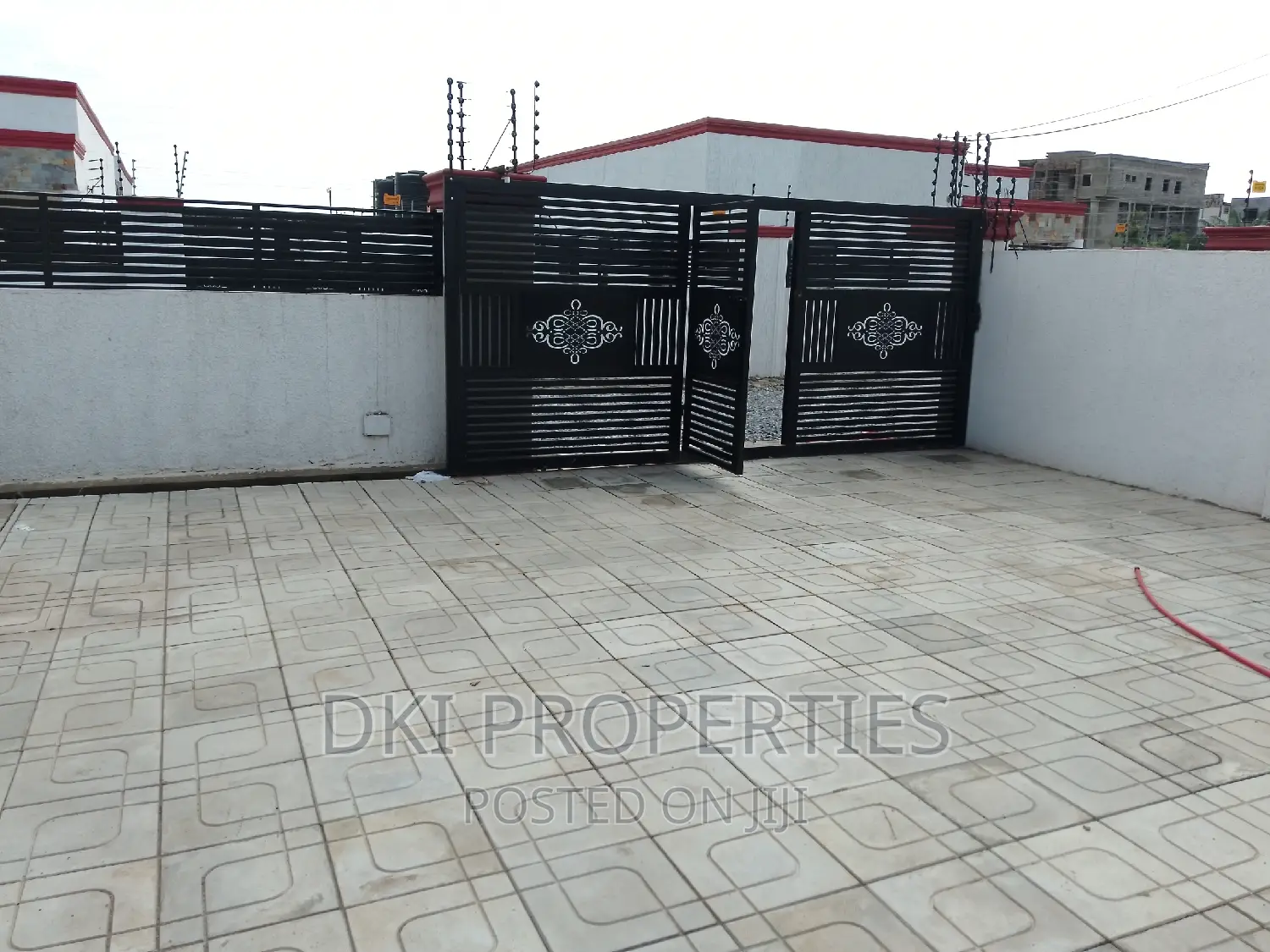 3bdrm House in Dki Properties, Oyarifa for sale