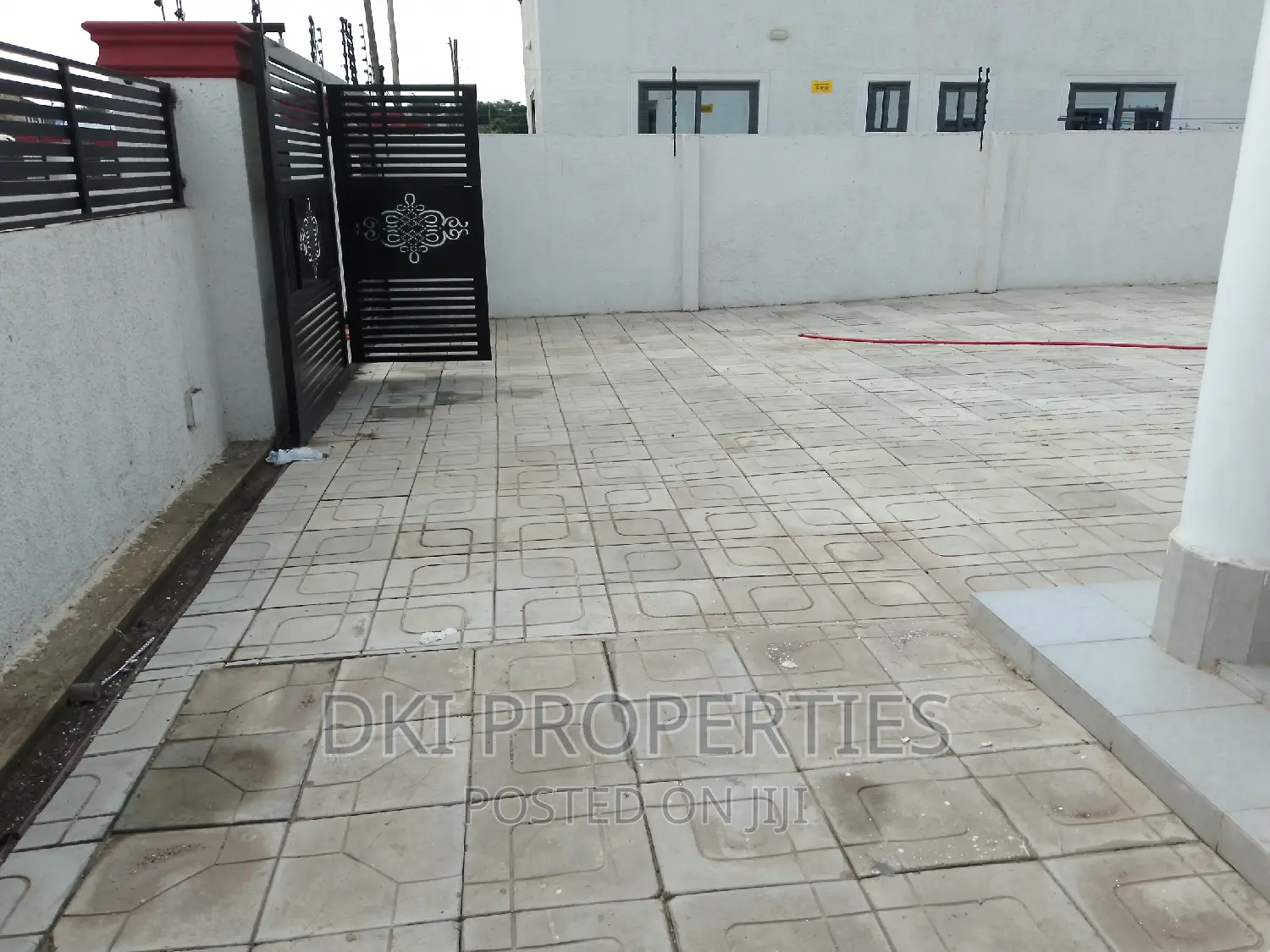 3bdrm House in Dki Properties, Oyarifa for sale