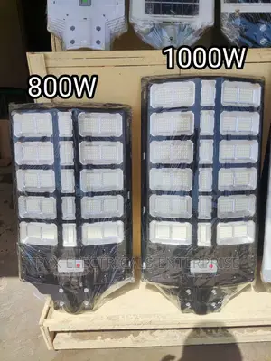 800W 1000W Solar Street Light - Wide Angle