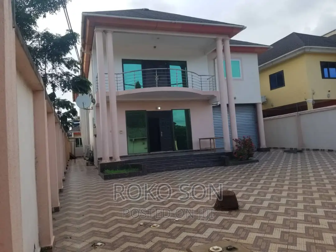 5bdrm Duplex in Dr Roko, West Legon for rent