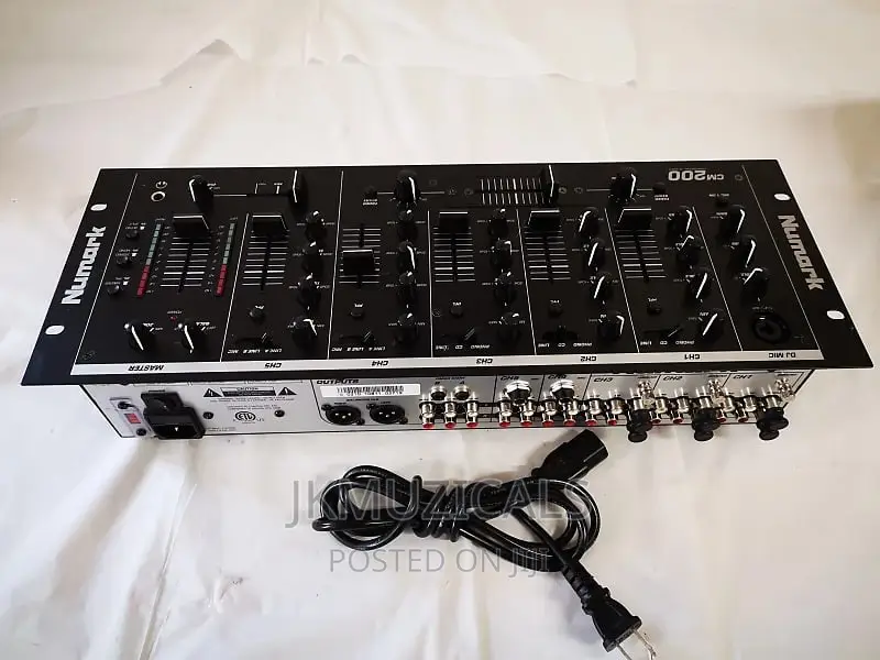 Numark Mixer_ CM200 Dj Mixer in Accra Metropolitan Audio & Music