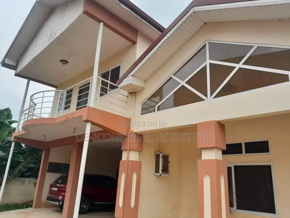 5bdrm Duplex in De-Icons Real Estate, Haatso for rent