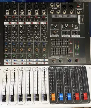 Yamaha 4 Channel Powered Mixer (KV4)