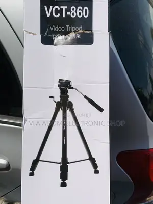 Very Strong Tripod Stand