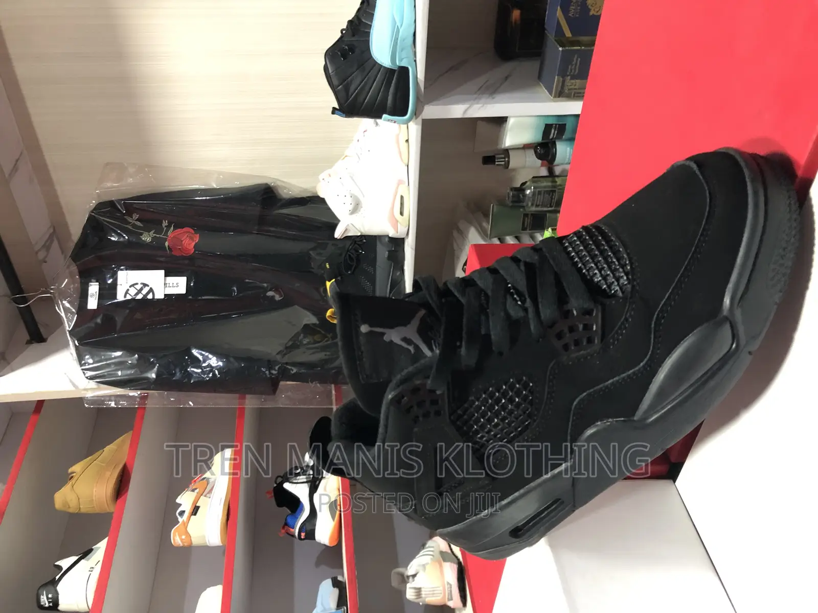 Jordan 4 Black Cat