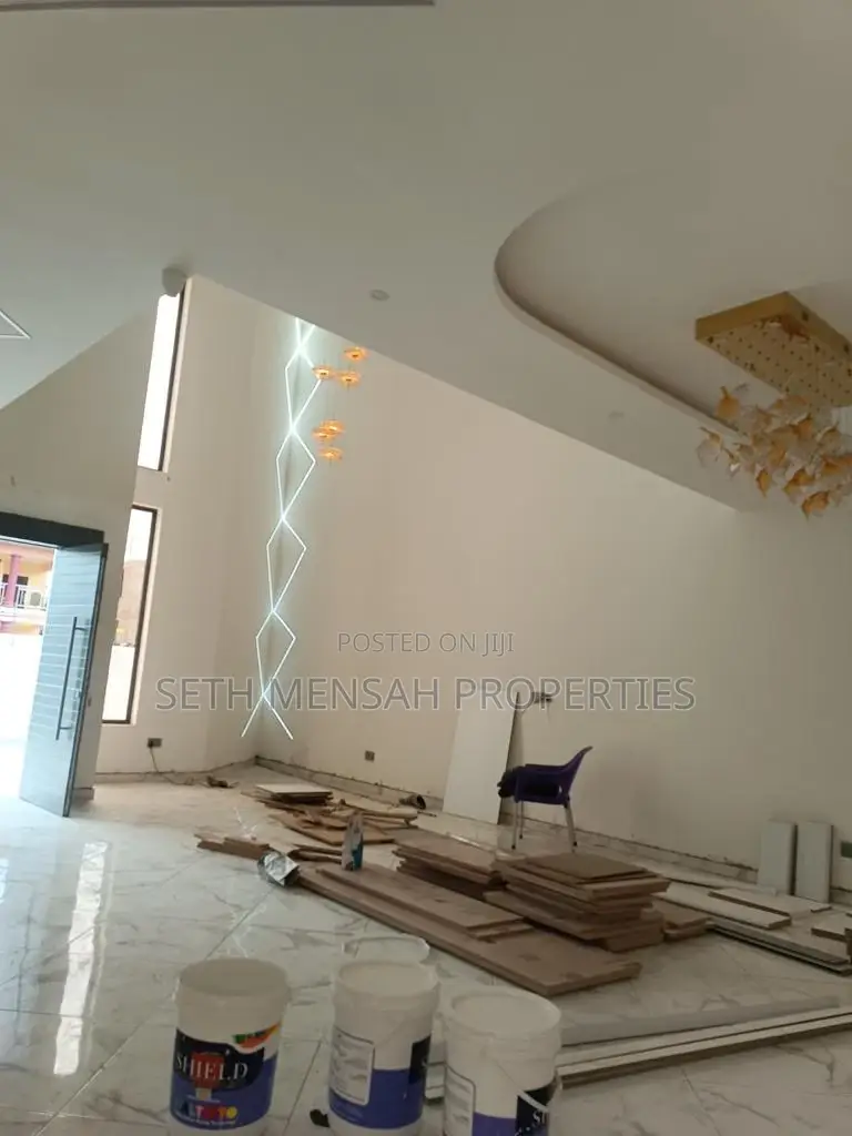 4bdrm House in Skm, Ashaley Botwe for sale