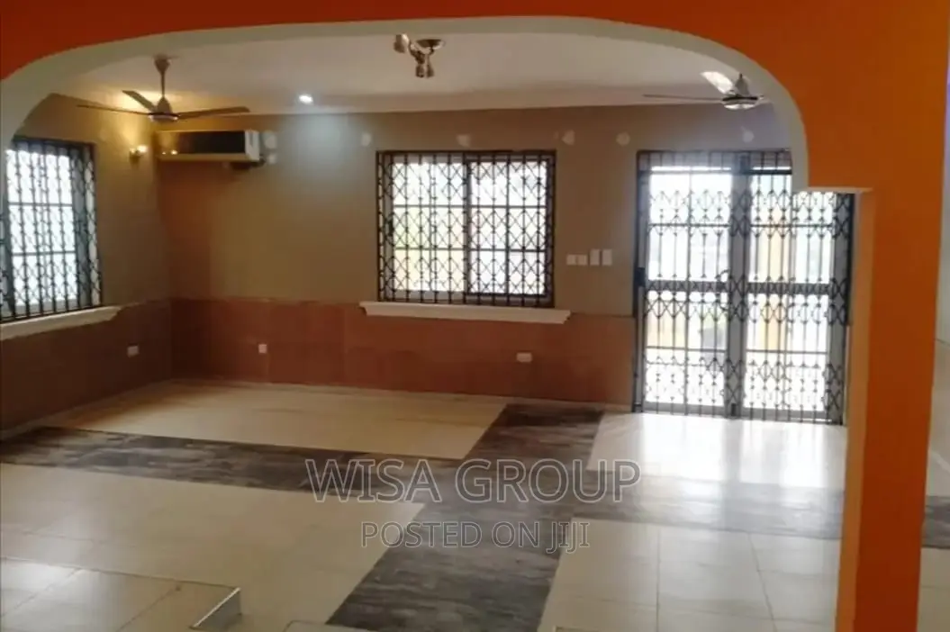 4bdrm Duplex in Wisa Groups, Accra Metropolitan for rent