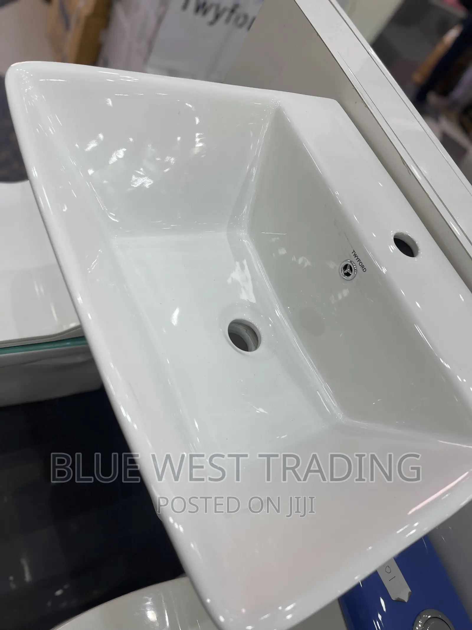 Twyford Wall Hung Basin