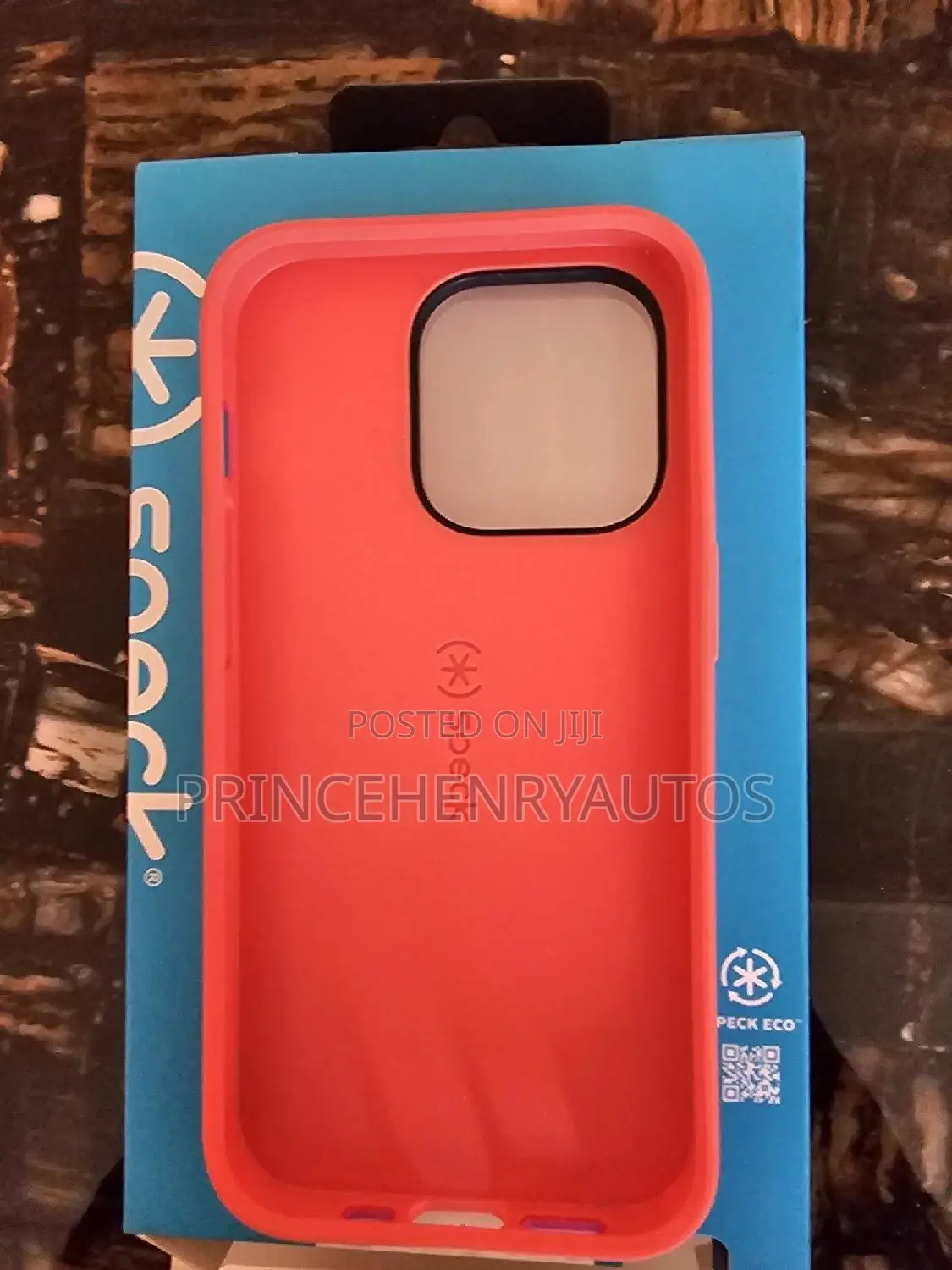 Speck iPhone 14 Pro Slim Drop Protection Dual Layer Case