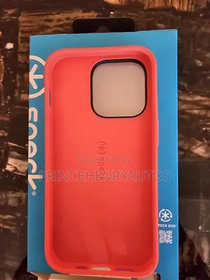 Speck iPhone 14 Pro Slim Drop Protection Dual Layer Case