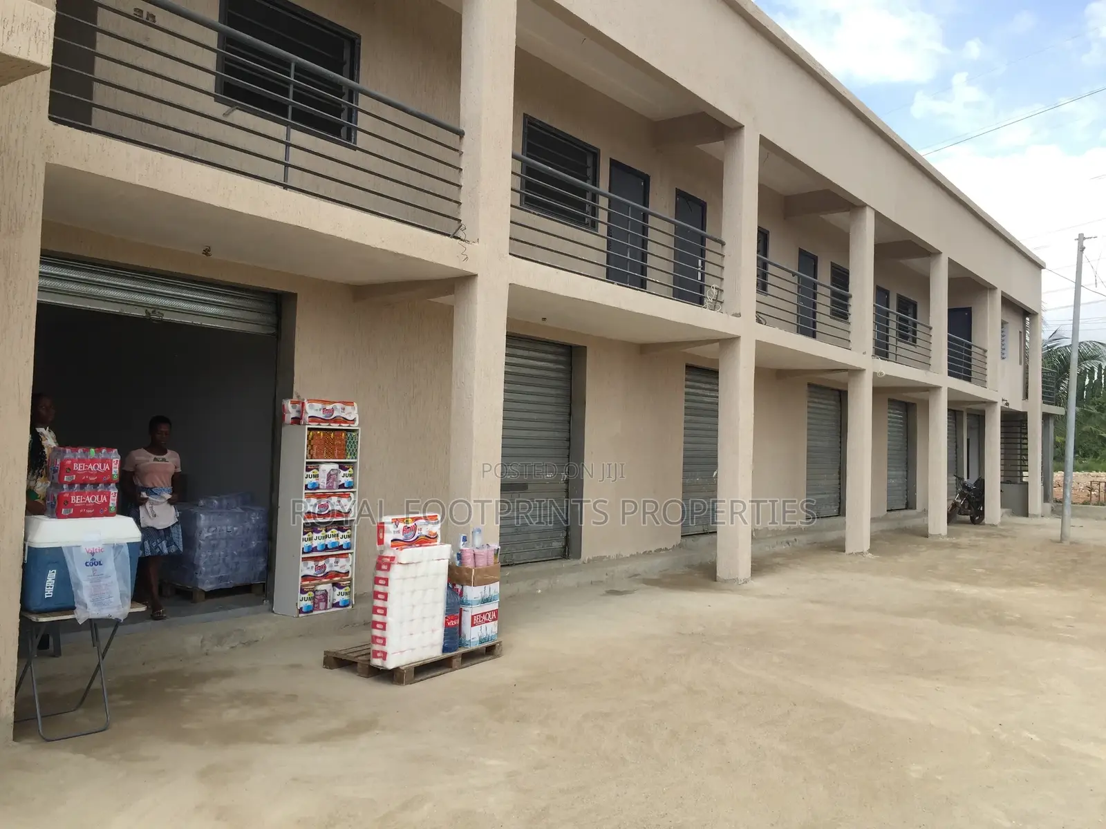 A Newly Built and Spacious Shop/Office Space