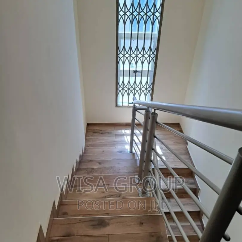 4bdrm Duplex in Wisa Groups, Accra Metropolitan for rent