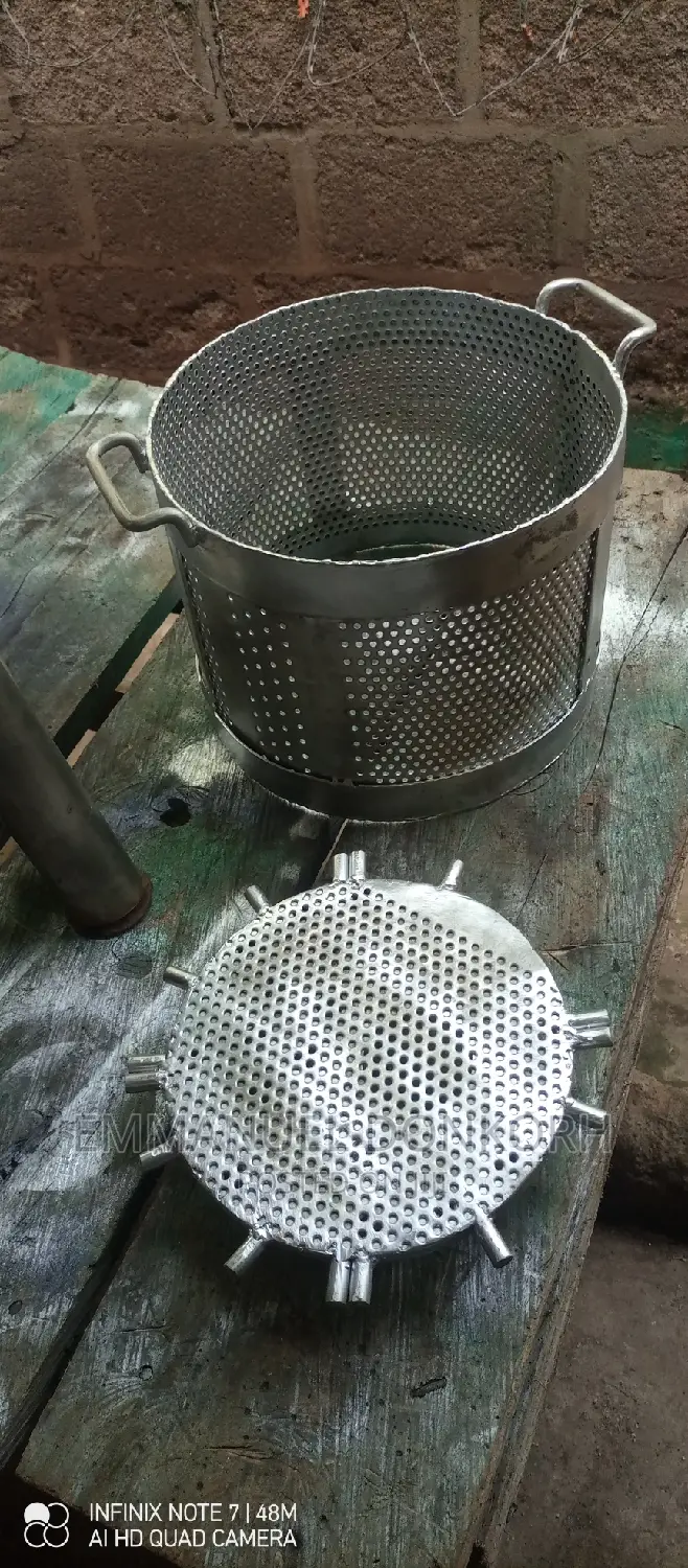 Squeezing Machine