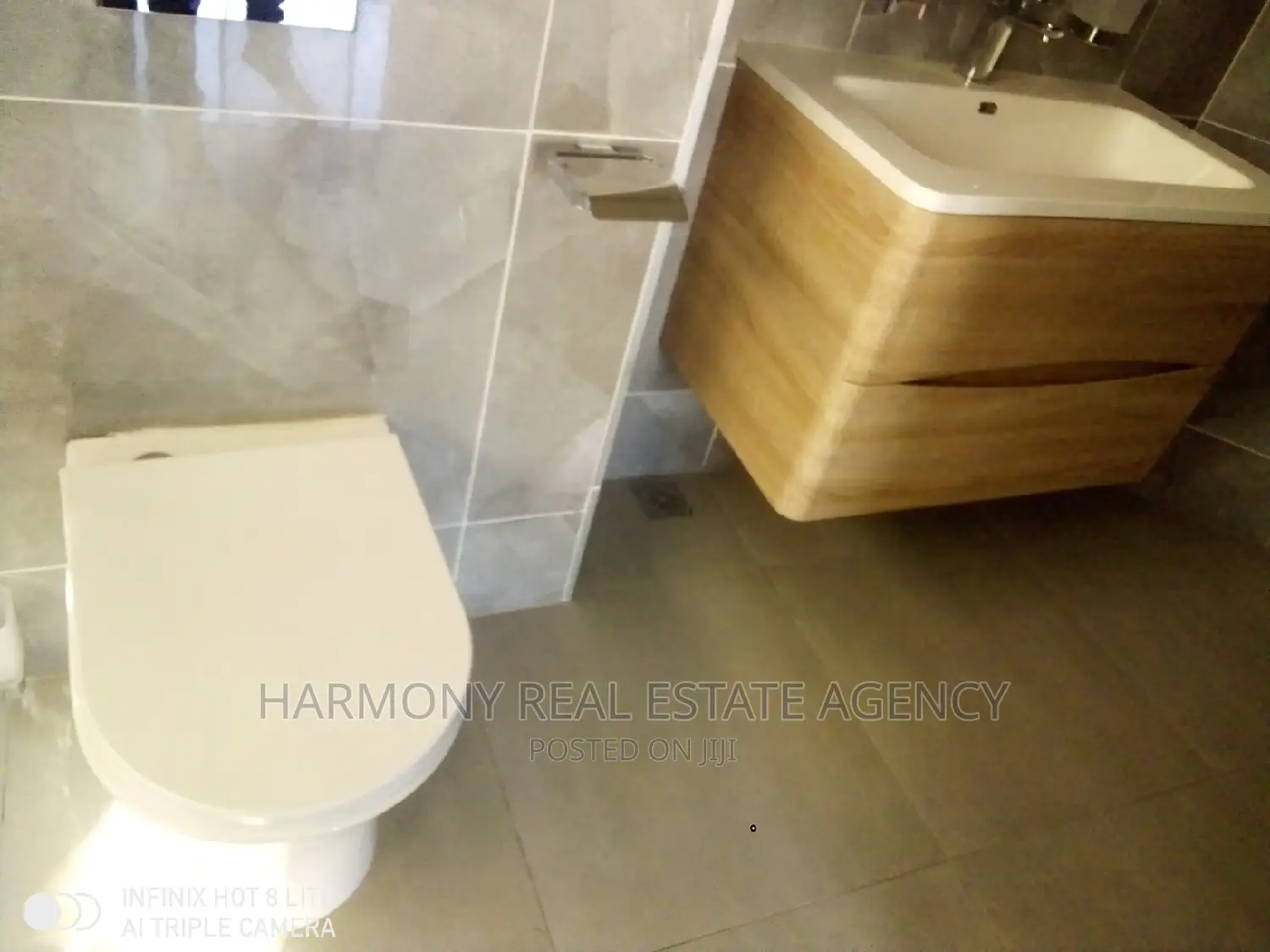 4bdrm House in Airport Residential Area for rent