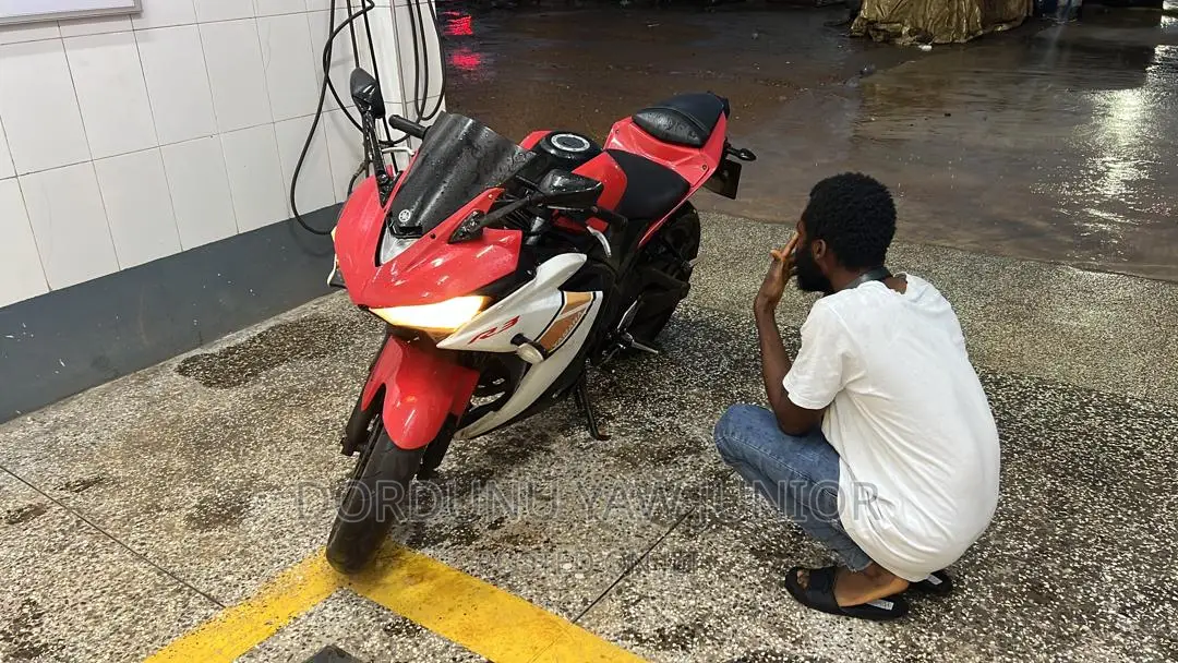 Yamaha R3 2018 Red