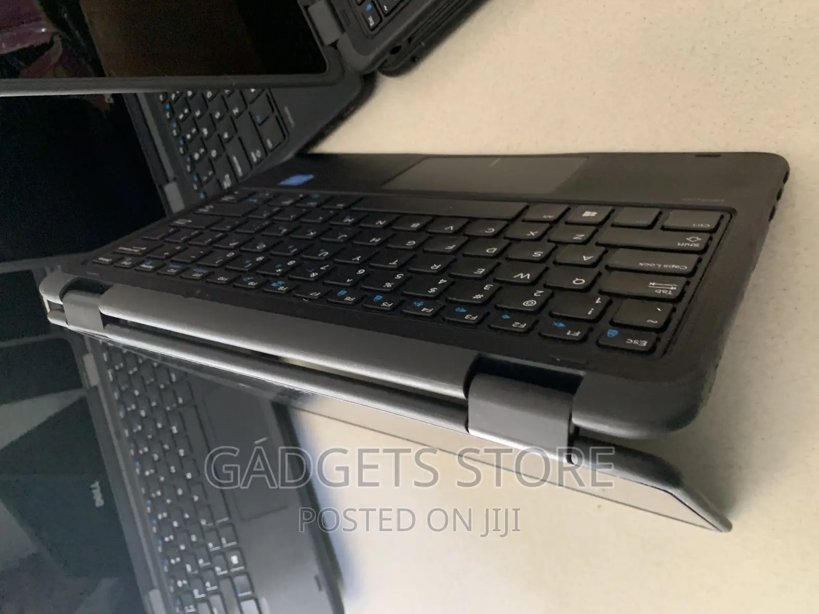 Laptop Dell Latitude 11 3189 4GB Intel SSD 128GB