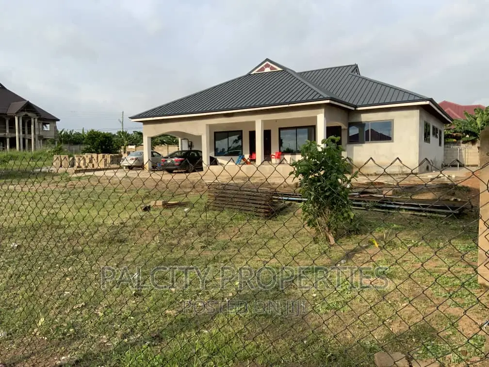Furnished 4bdrm House in Ejisu Krappa, Kumasi Metropolitan for sale