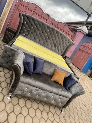 King Size Bed( Good Finishing and Quality Work)