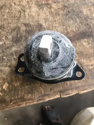 Honda Accord 2012-15 TOP ENGINE SEAT/MOUNT for Sale