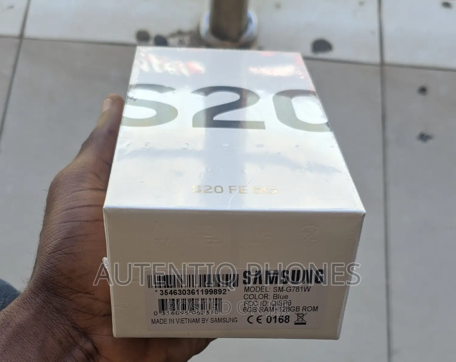 New Samsung Galaxy S20 FE 128 GB Gray