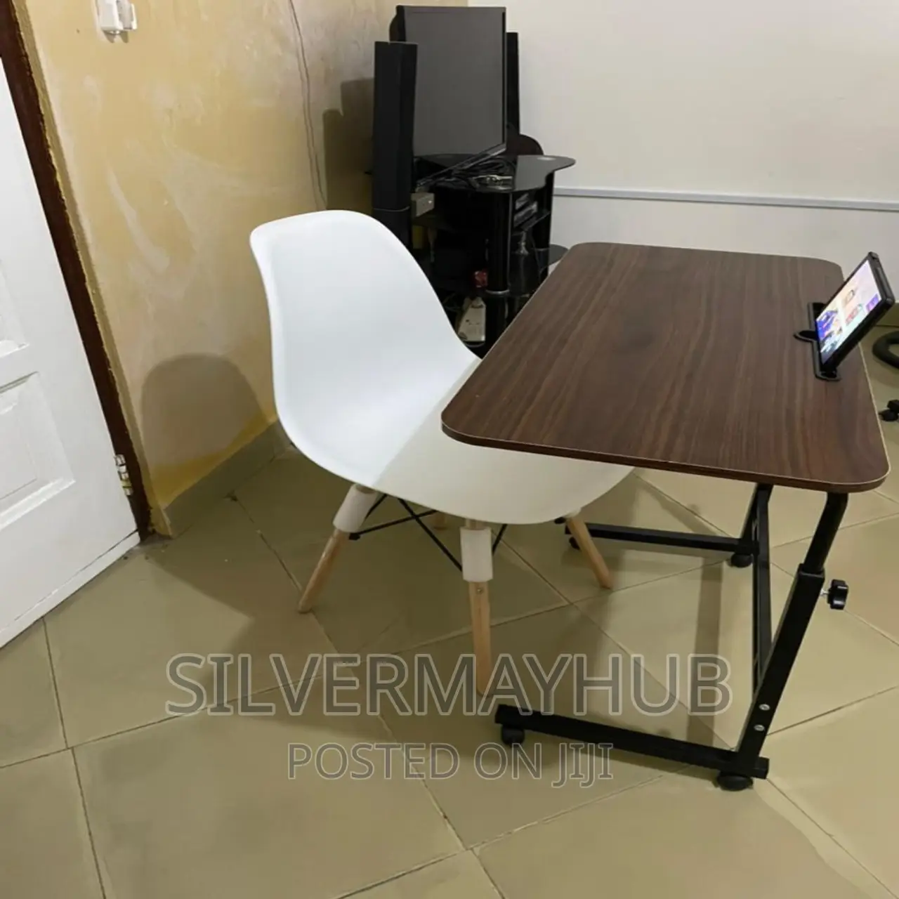 Adjustable Laptop Table