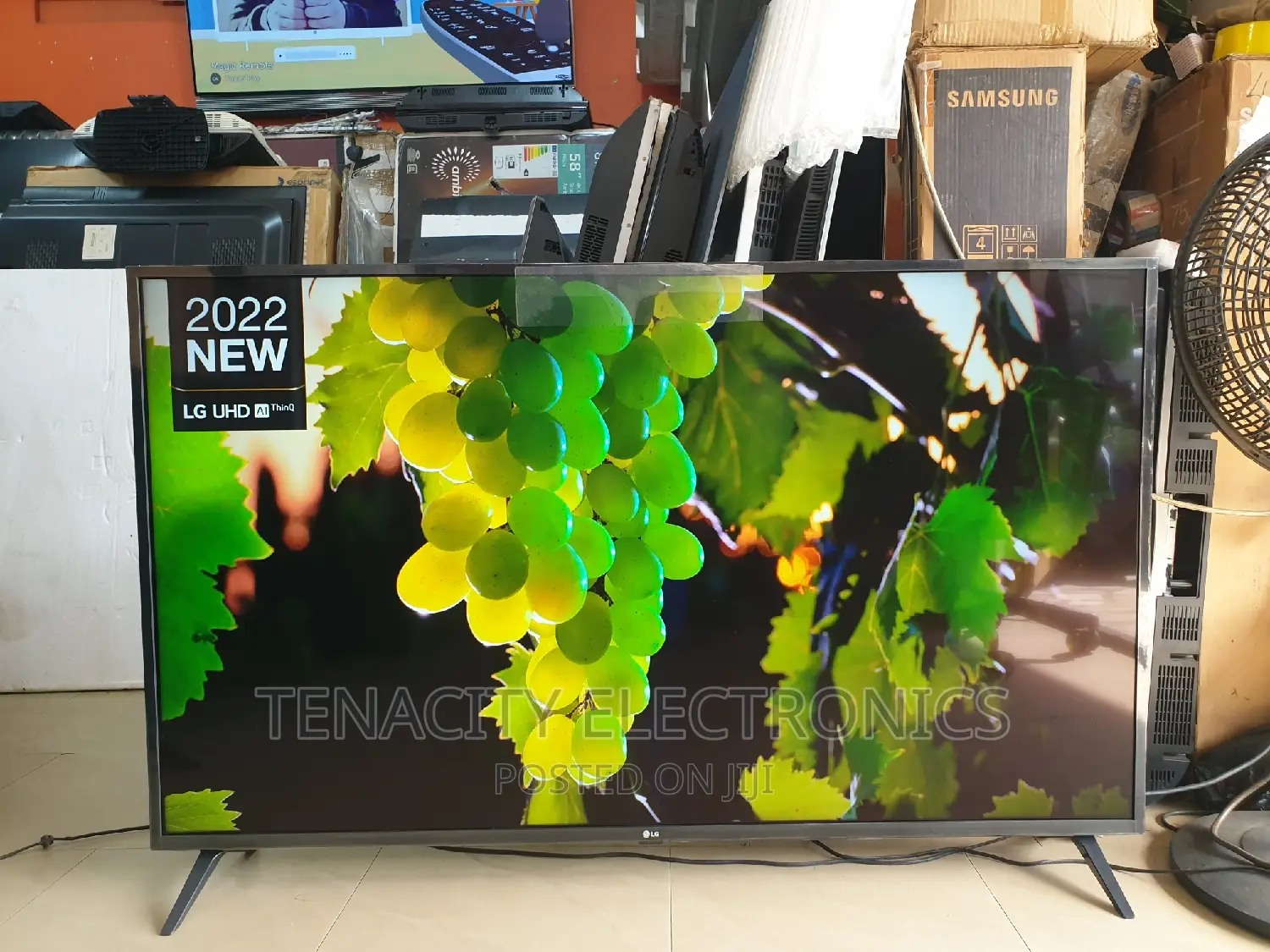 2022/Lg 55"Uhd HDR Smart Satellite TV