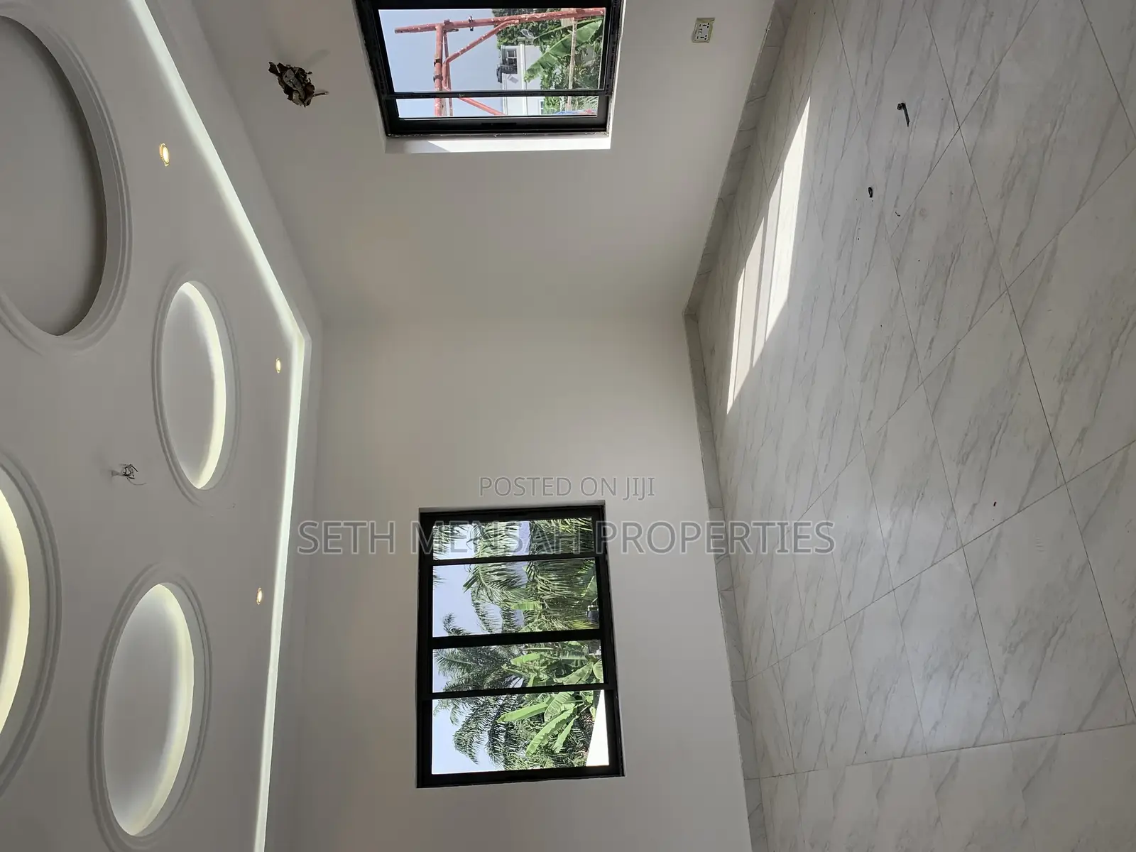 4bdrm Mansion in Skm Property, Ashomang Estate for sale