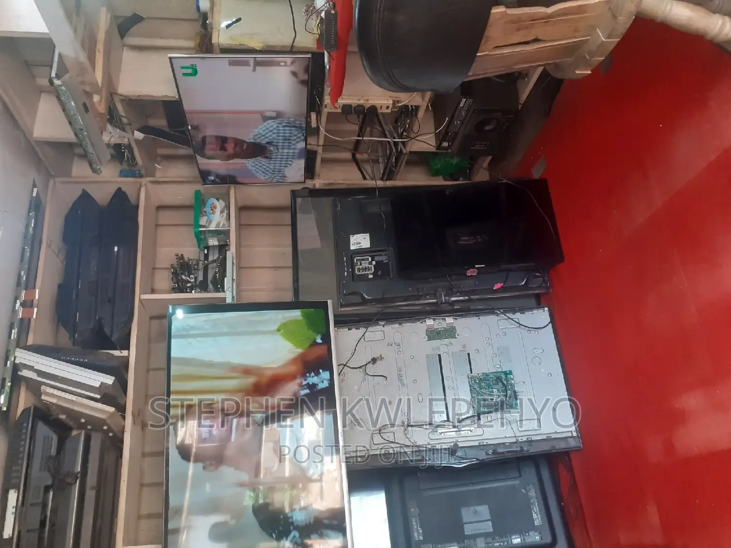 Mark Electronics Centre Best in All Types of Flat TV Screens