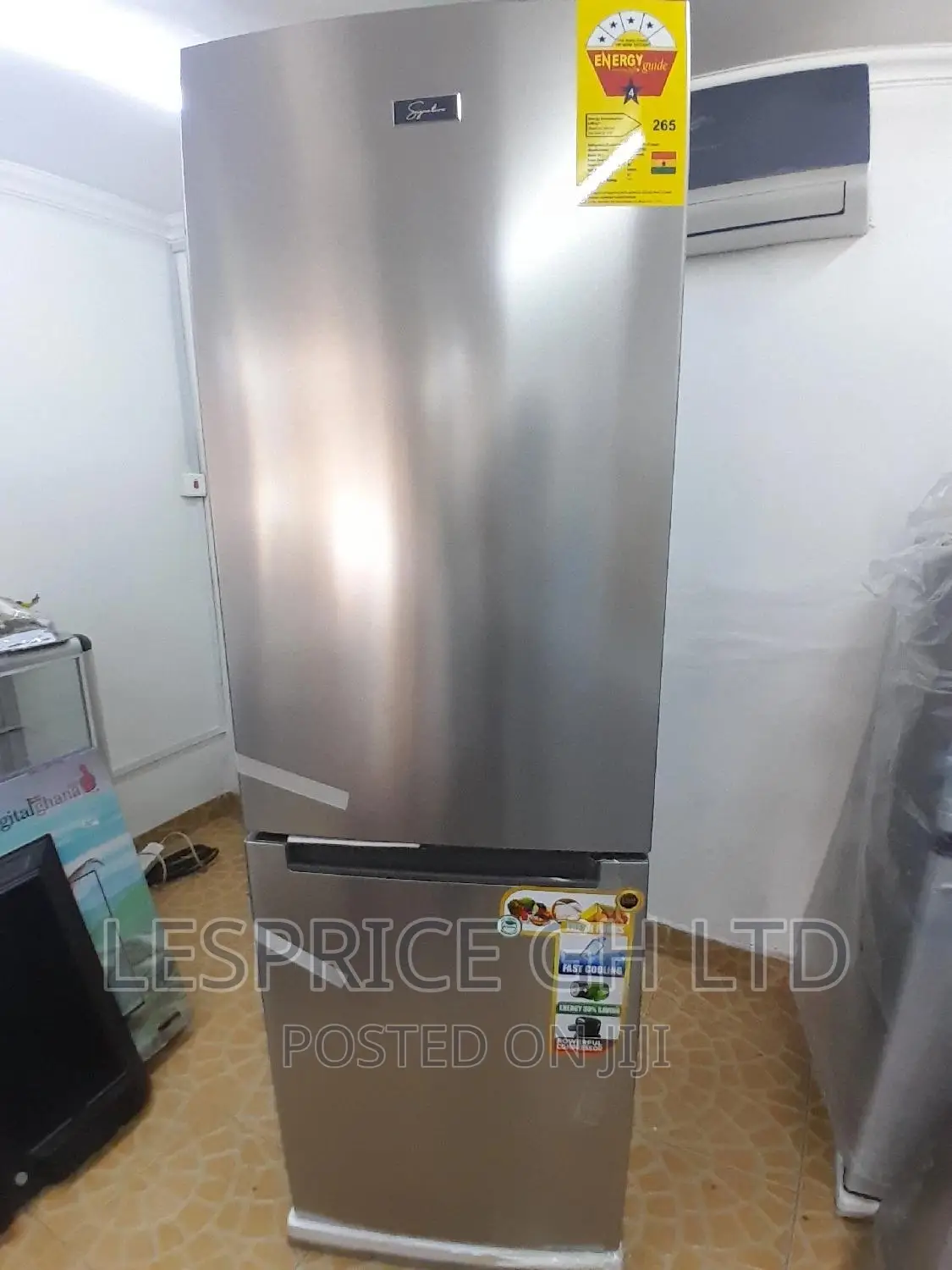 Promotion Signature 287 L //\\ Double Door Bottom Freezer
