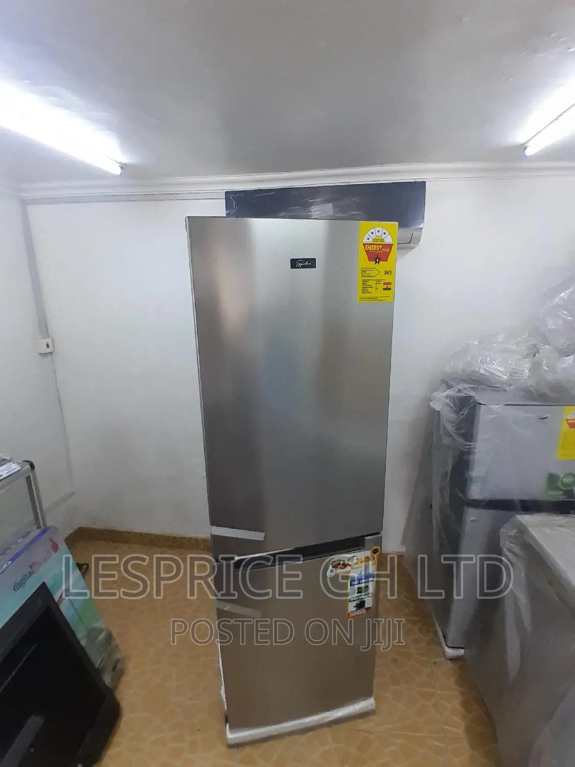 Powerful Compressor Signature 287 L Double Door Freezer