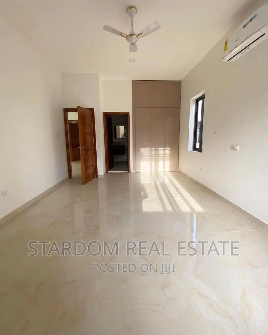 4bdrm Duplex in Adjiriganor for rent