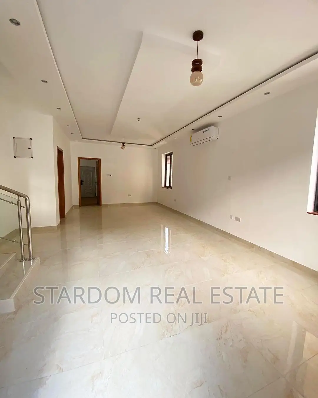 4bdrm Duplex in Adjiriganor for rent