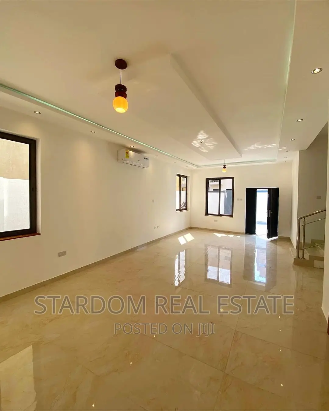 4bdrm Duplex in Adjiriganor for rent