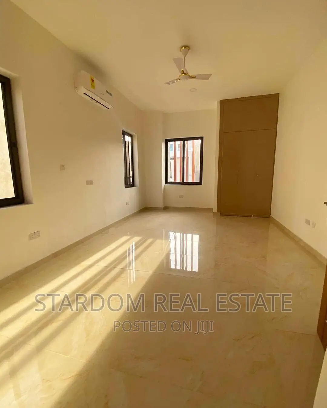 4bdrm Duplex in Adjiriganor for rent