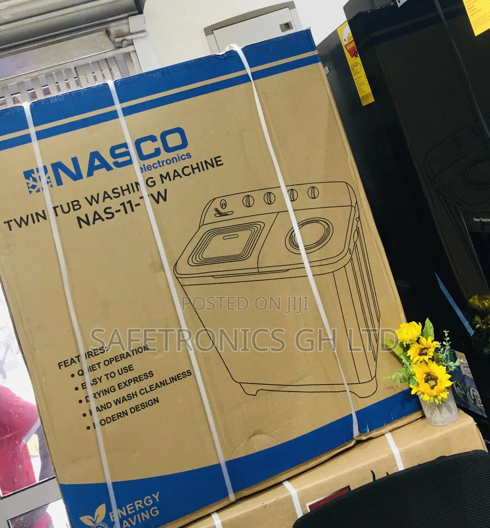 White/Red Nasco 11kg Washingmachine Topload Semiautomatic