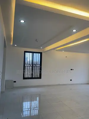4bdrm House in Lake Side for sale