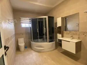 3bdrm House in New Legon, Lake Side Estate for sale