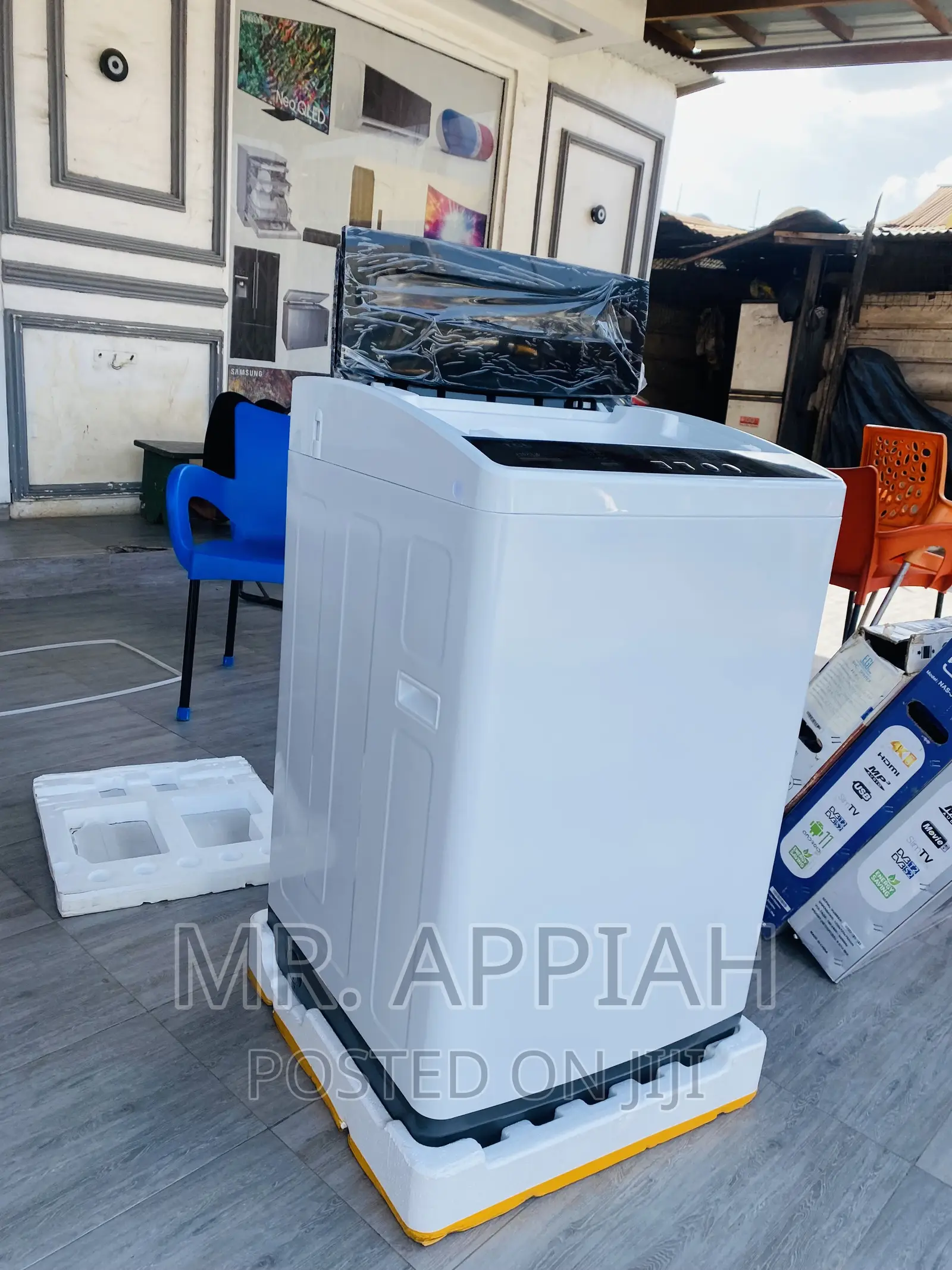 Nicely Designed TCL Top Load Electric Washing Machine(8kg).
