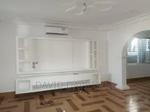 4bdrm Mansion in Executive 4 Bedroom, Tema Metropolitan for rent