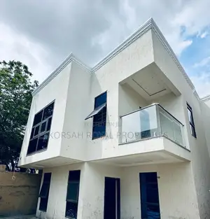 2bdrm House in Ashaley Botwe for sale
