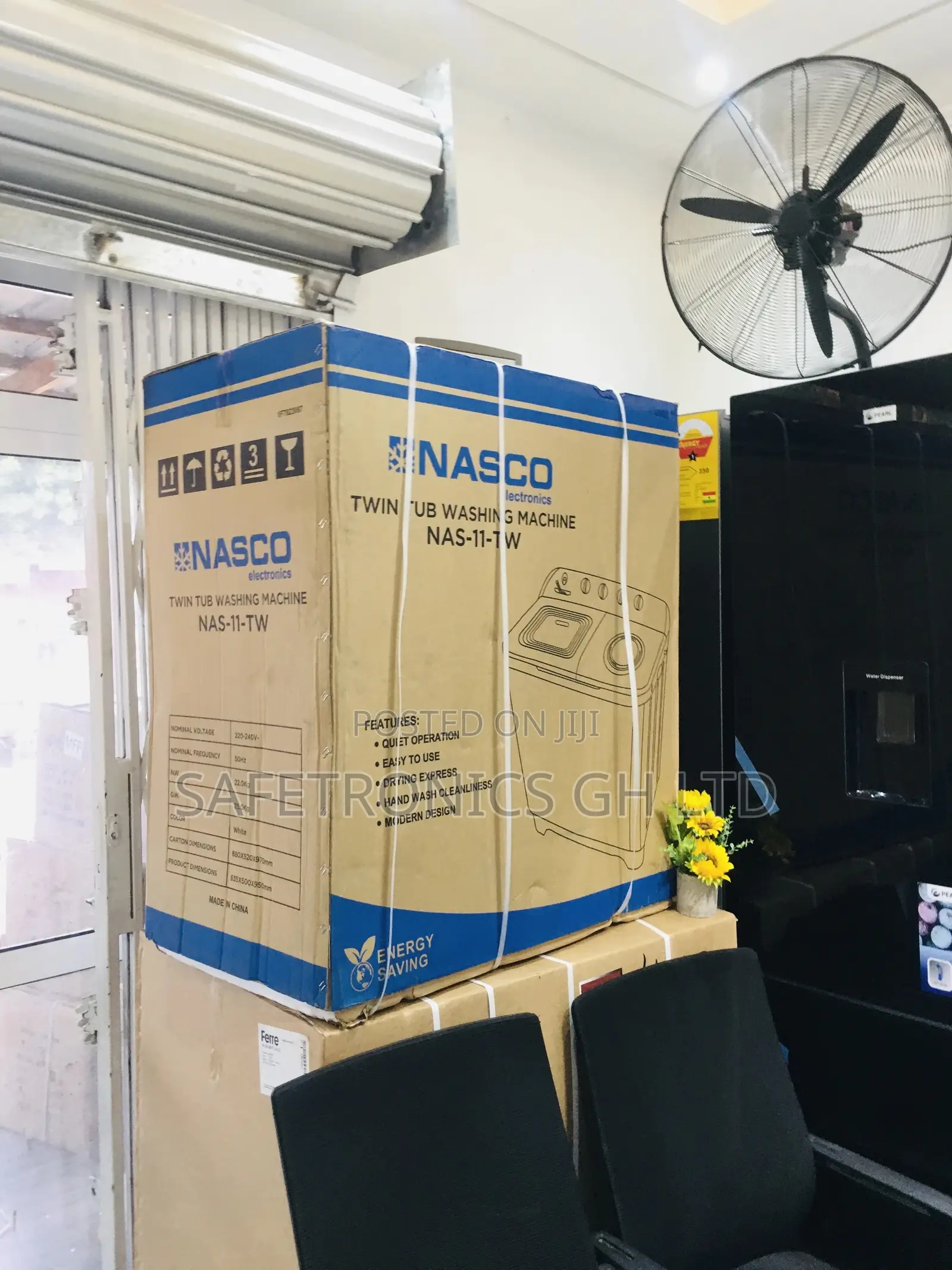 Nasco Semiautomatic 11kg Topload Washingmachine Red/White