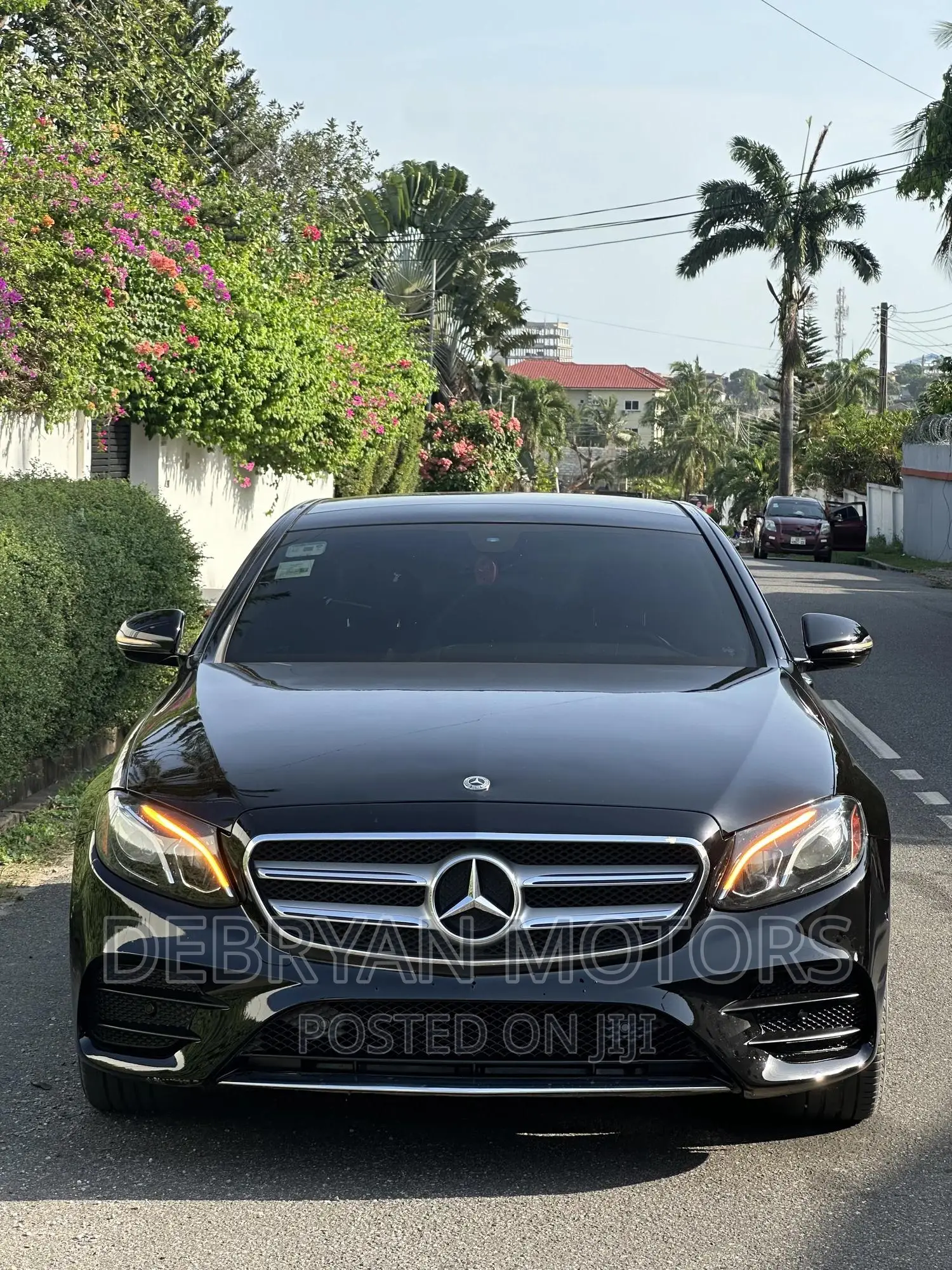 Mercedes-Benz E300 2017 Black