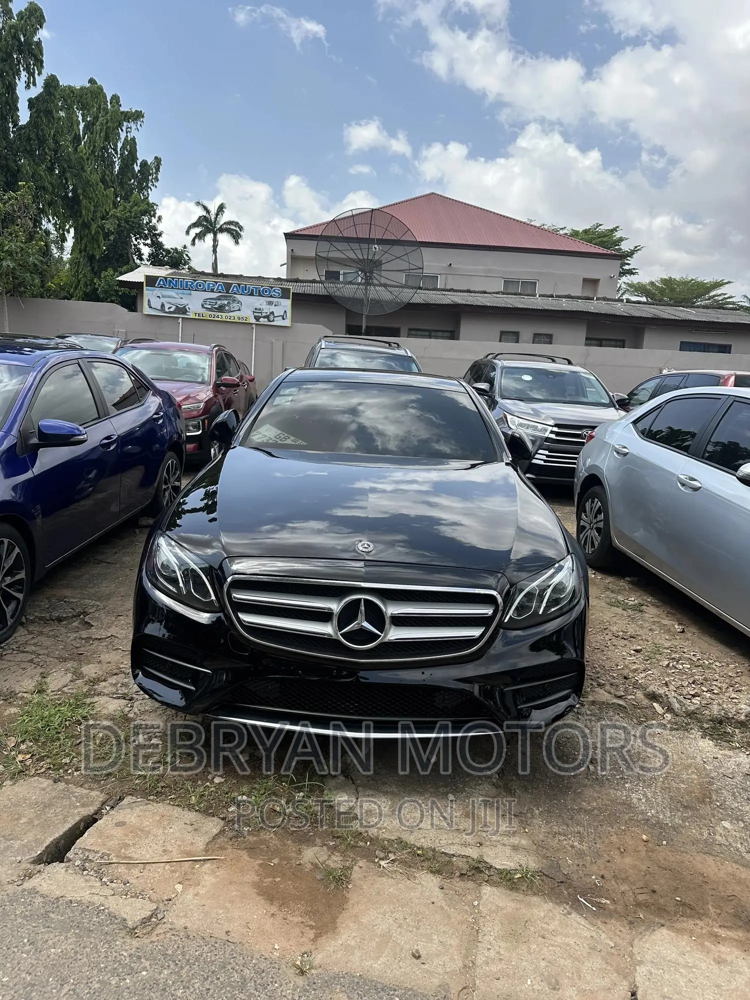 Mercedes-Benz E300 2017 Black