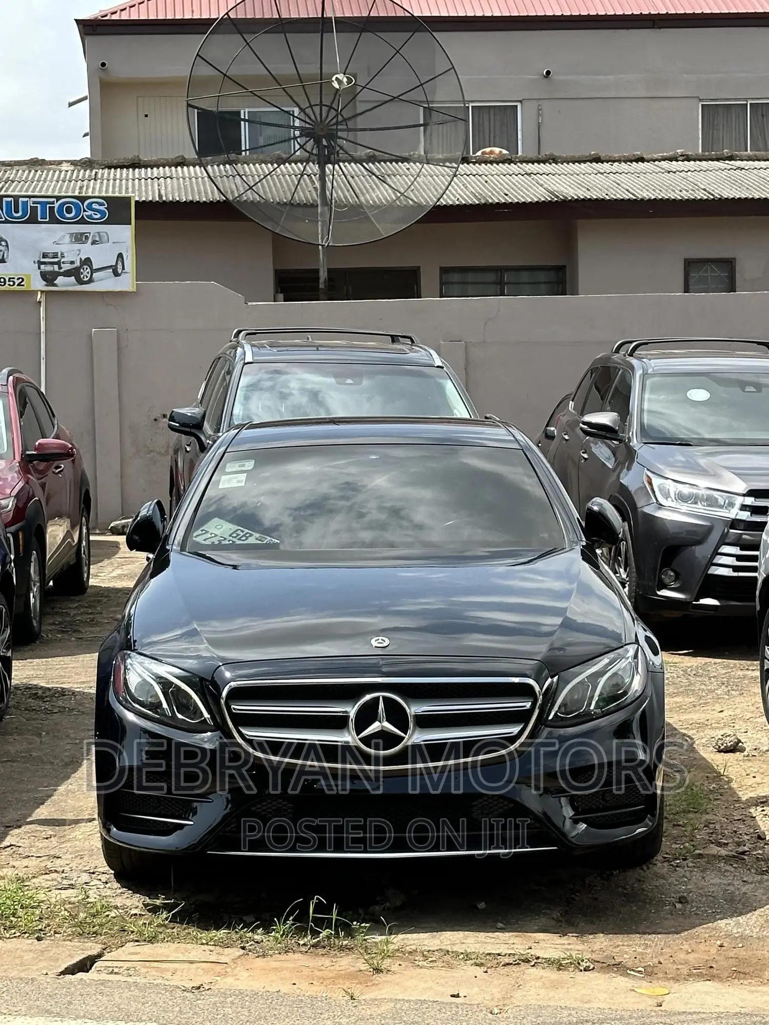 Mercedes-Benz E300 2017 Black